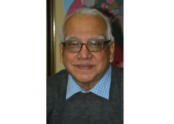 ডঃ পবিত্র সরকার পেলেন ‘নীরেন্দ্রনাথ চক্রবর্তী স্মারক’ পুরস্কার